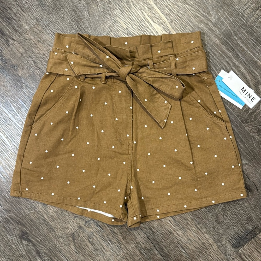 Mine High Waist Tan and White Polka Dot Shorts, Size medium